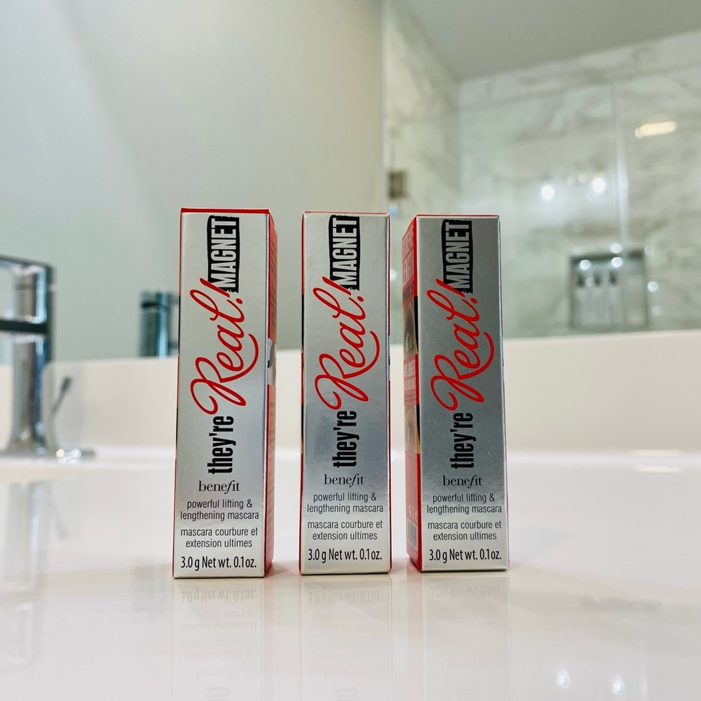 NWT: They're Real! Magnet Extreme Lengthening Mascara - Mini - 3 Pack!